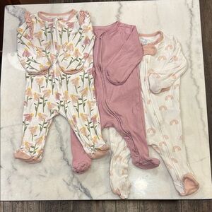 Cloud Island Pink and White Kids Footies Set